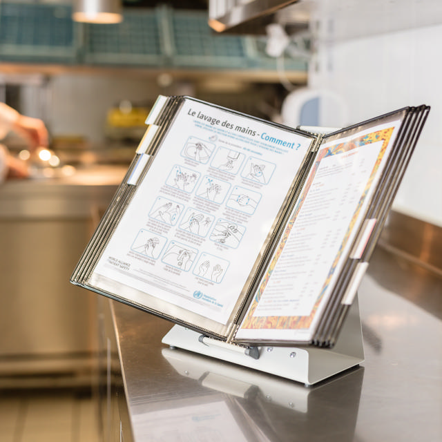 Tarifold Antimicrobial Desktop Reference & Display System - 10 Black Pockets, Letter-Size